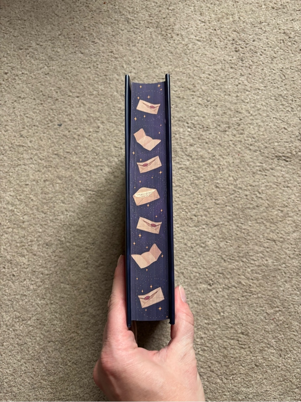 Divines Rivalités (Divine Rivals) French Collector’s Edition Hardcover - Picture 2 of 5